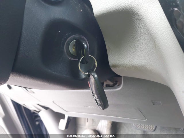 Toyota Sienna Le 8 Passenger 2018 5TDKZ3DC6JS963889 Image 11