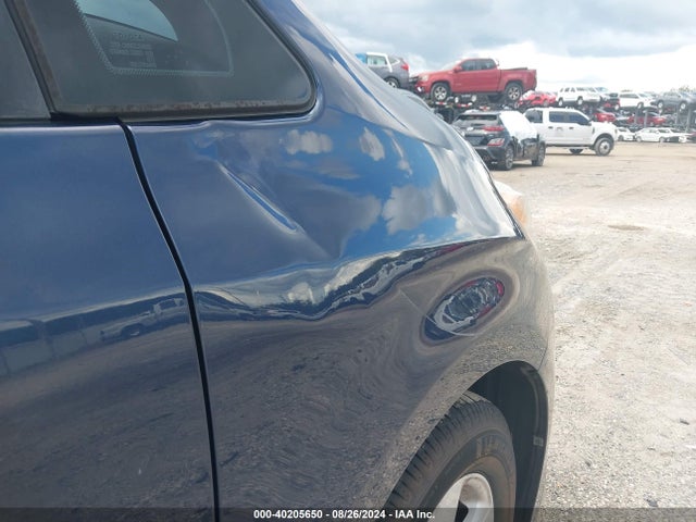 Toyota Sienna Le 8 Passenger 2018 5TDKZ3DC6JS963889 Image 6