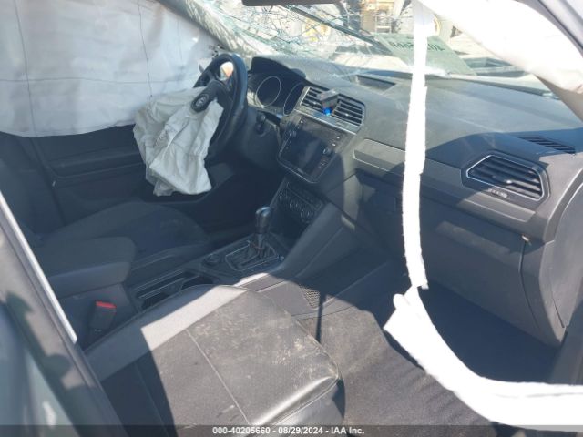 3VV2B7AX4LM040706 Volkswagen Tiguan