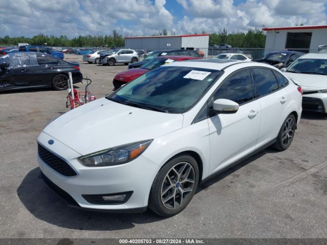 1FADP3H20JL201603 Ford FOCUS SEL