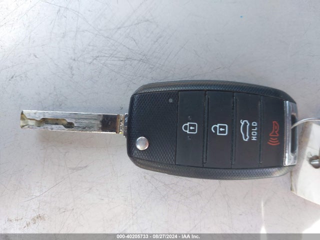 KIA Optima Lx 2018 5XXGT4L39JG208767 Image 11