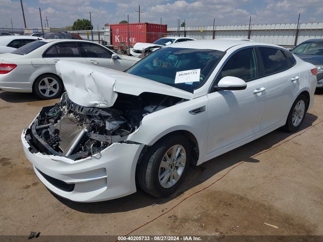 KIA Optima Lx 2018 5XXGT4L39JG208767 Image 2