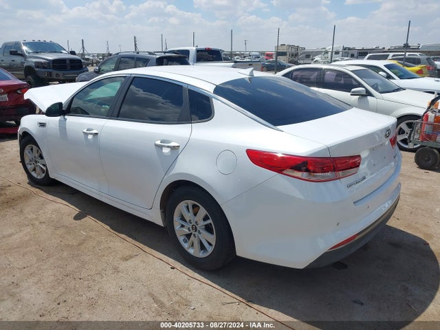 KIA Optima Lx 2018 5XXGT4L39JG208767 Image 3