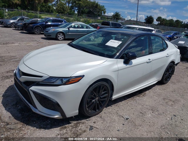 Toyota CAMRY XSE 2023 4T1K61AK3PU080972 Image 2