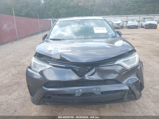 Toyota RAV4 LE 2018 JTMZFREV4JJ187625 Image 12