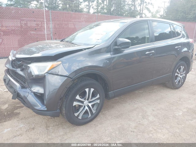 Toyota RAV4 LE 2018 JTMZFREV4JJ187625 Image 2