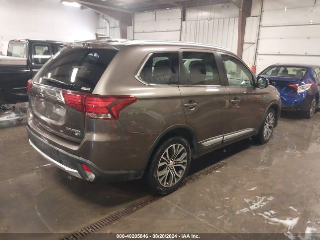 2018 MITSUBISHI OUTLANDER JA4JZ4AX0JZ051549 Photo 3