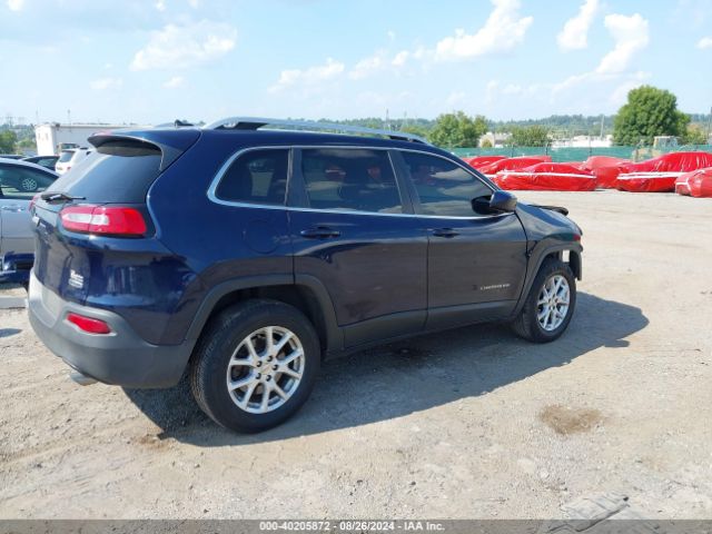 1C4PJMCS5EW124303 Jeep Cherokee Latitude