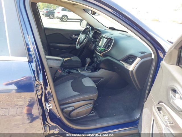 1C4PJMCS5EW124303 Jeep Cherokee Latitude