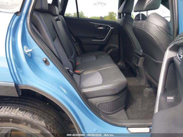 2T3E6RFV6RW057176 Toyota Rav4 Hybrid Xse