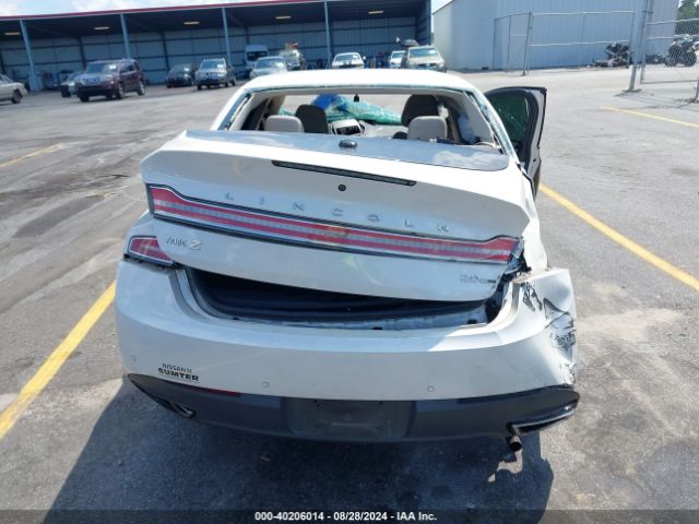 3LN6L2G92GR617021 Lincoln MKZ