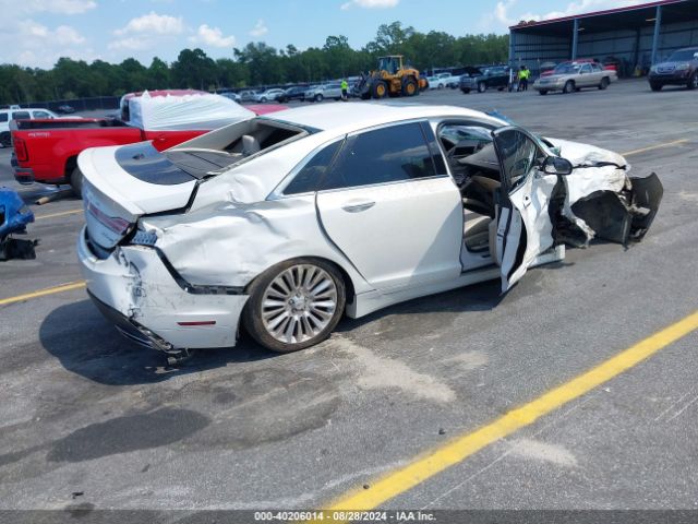 3LN6L2G92GR617021 Lincoln MKZ