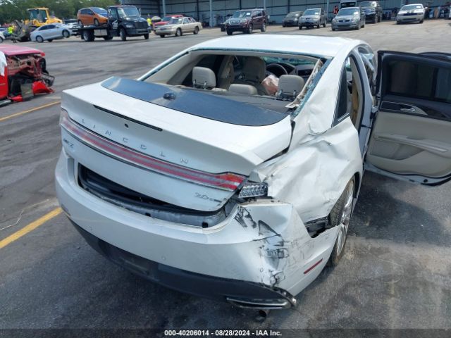3LN6L2G92GR617021 Lincoln MKZ