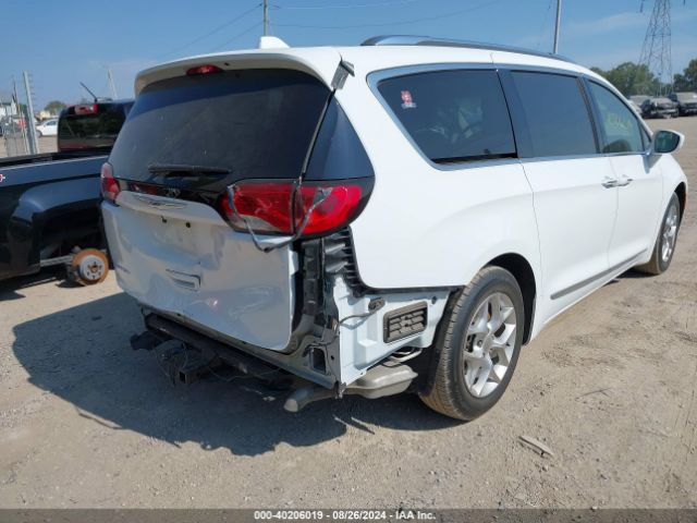 2019 CHRYSLER PACIFICA 2C4RC1BGXKR522805 Photo 3