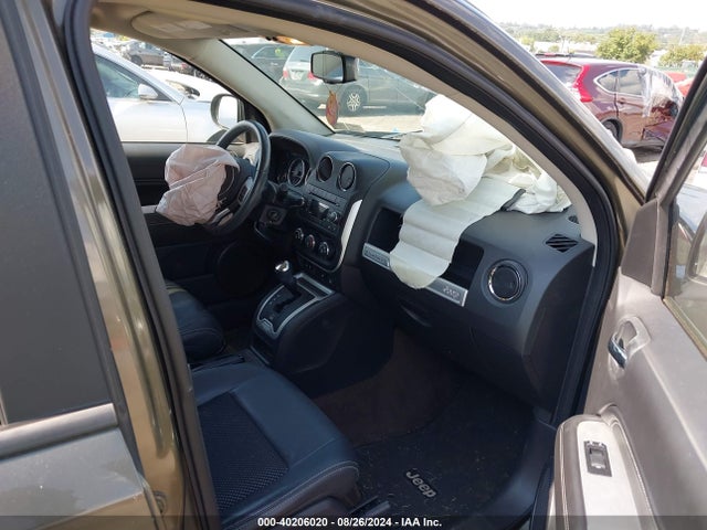 1C4NJDEB6FD258108 Jeep Compass Latitude