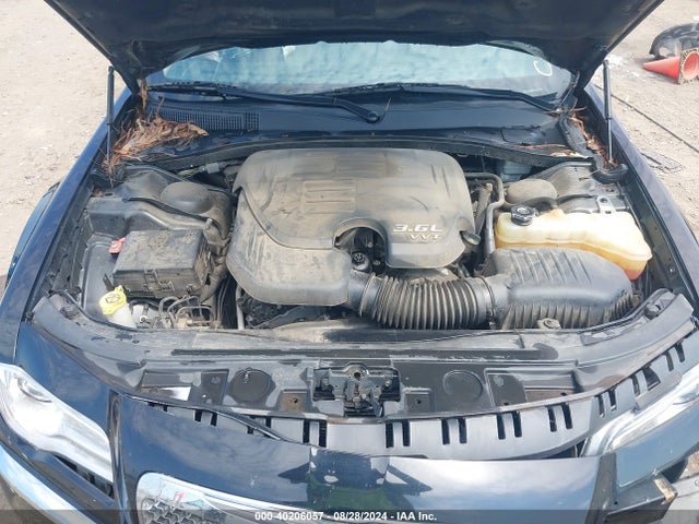 2C3CCAAG9EH307132 Chrysler 300