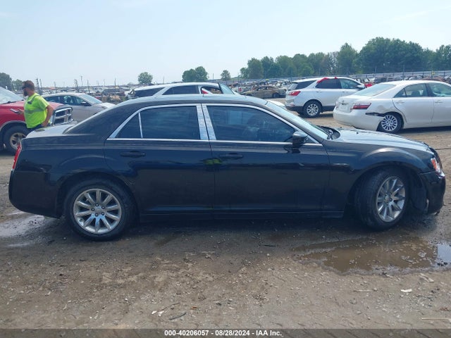 Chrysler 300 2014 2C3CCAAG9EH307132 Image 13