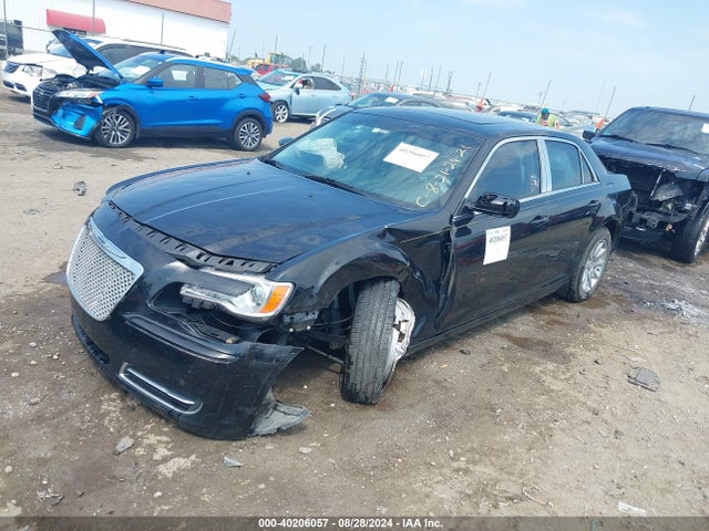 2C3CCAAG9EH307132 Chrysler 300