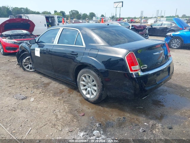 2C3CCAAG9EH307132 Chrysler 300