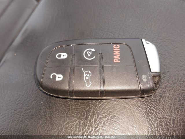 1C4RJFBG9KC760446 Jeep Grand Cherokee Limited 4x4