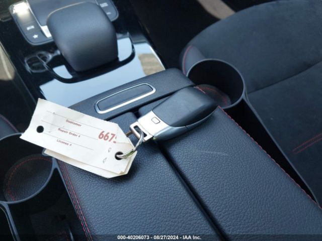 W1K3G4FB7NJ377599 Mercedes-Benz A 220 4matic