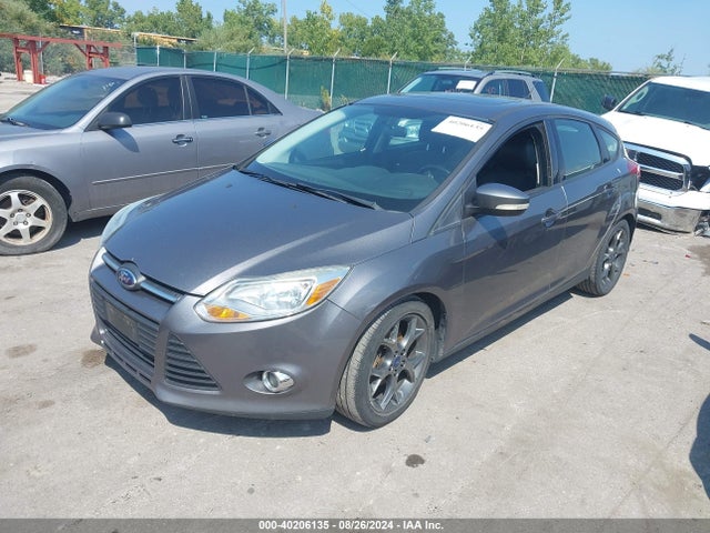 Ford FOCUS SE 2014 1FADP3K21EL269617 Image 2