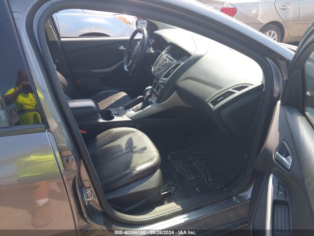Ford FOCUS SE 2014 1FADP3K21EL269617 Image 5