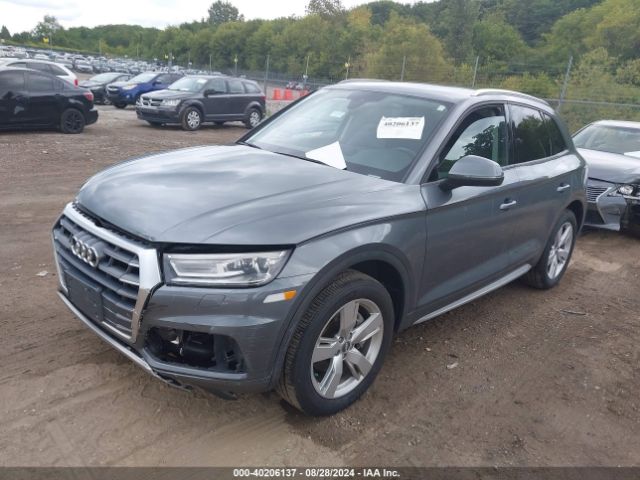 WA1ANAFY2J2021151 Audi Q5 2.0t Premium/2.0t Tech Premium