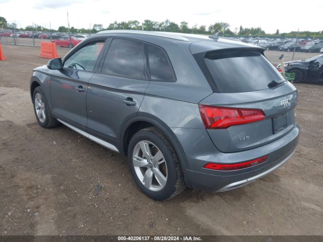 WA1ANAFY2J2021151 Audi Q5 2.0t Premium/2.0t Tech Premium