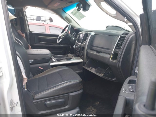 RAM 1500 Night  4x4 5'7 Box 2018 1C6RR7MT7JS144622 Image 5