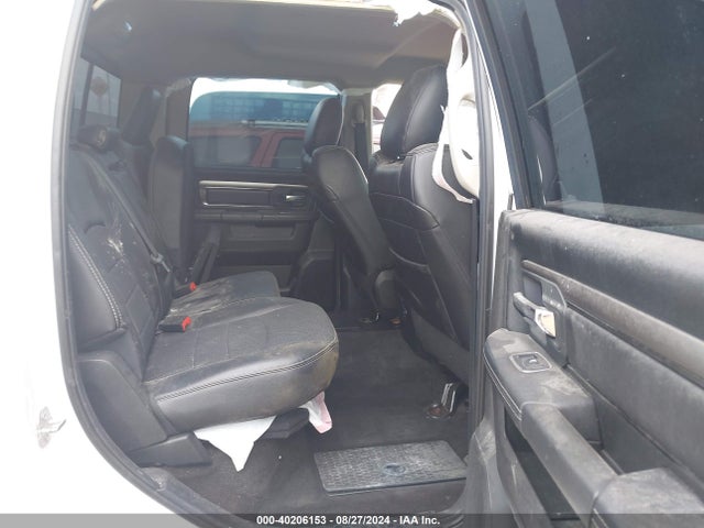 RAM 1500 Night  4x4 5'7 Box 2018 1C6RR7MT7JS144622 Image 8