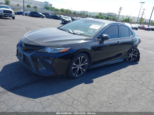 4T1B11HK0JU073702 Toyota CAMRY SE