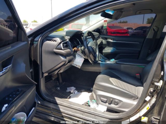 4T1B11HK0JU073702 Toyota CAMRY SE