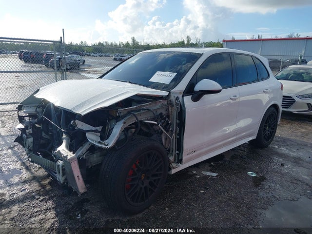 2016 PORSCHE CAYENNE WP1AD2A28GLA71703 Photo 1