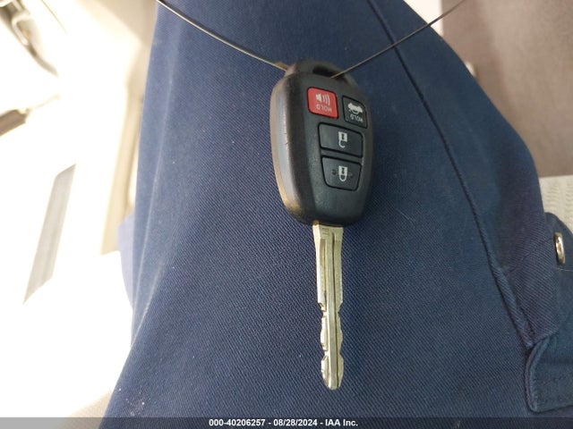 Toyota CAMRY LE 2017 4T1BF1FK0HU645057 Image 11