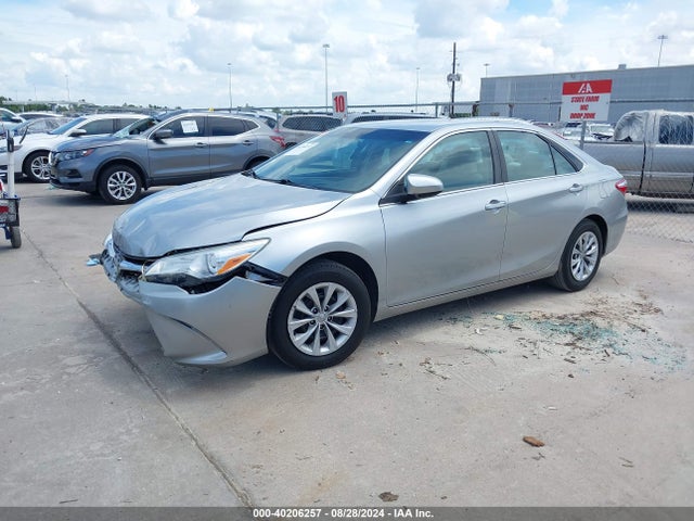 Toyota CAMRY LE 2017 4T1BF1FK0HU645057 Image 2