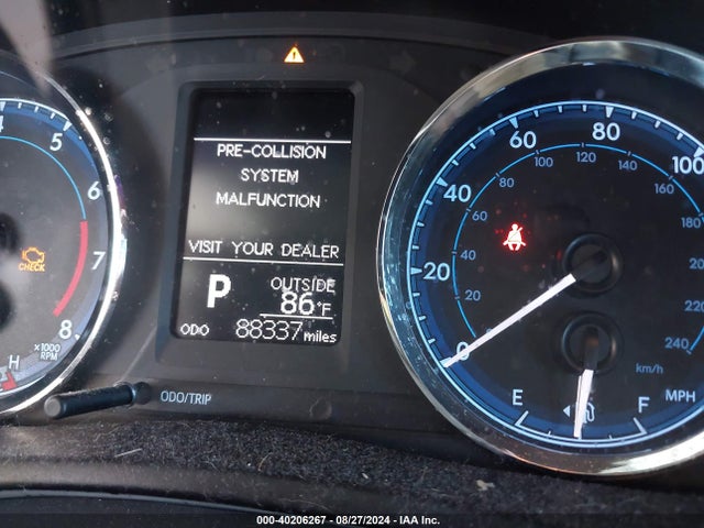 Toyota COROLLA LE 2017 5YFBURHE8HP712632 Image 15