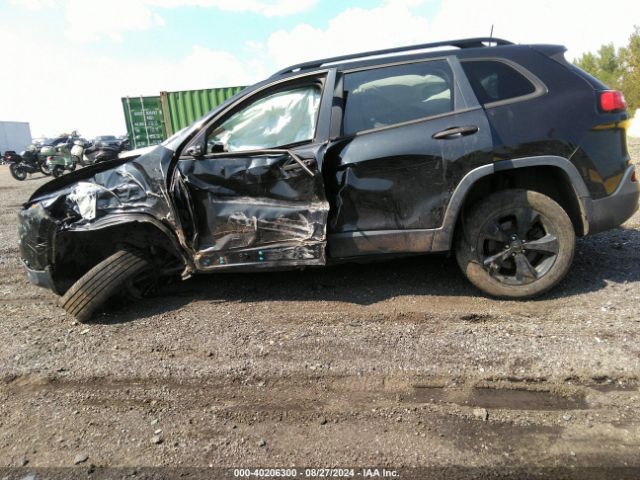 1C4PJMAB9GW375069 Jeep Cherokee Altitude
