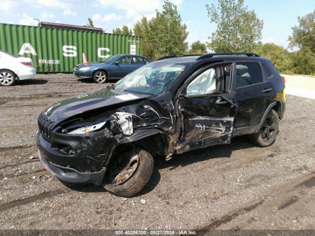 1C4PJMAB9GW375069 Jeep Cherokee Altitude