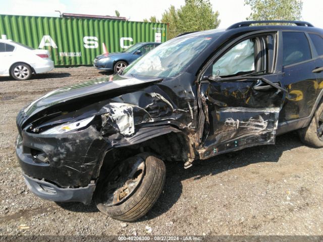 1C4PJMAB9GW375069 Jeep Cherokee Altitude