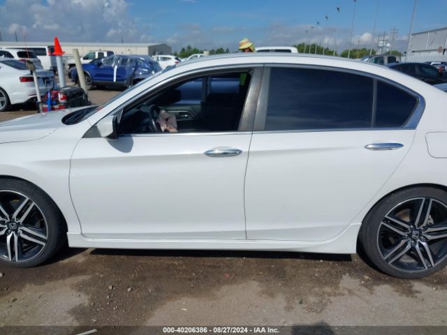 1HGCR2F52HA297572 Honda Accord Sport