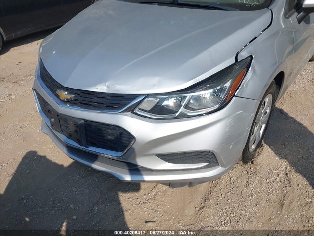 Chevrolet Cruze Ls Auto 2017 1G1BC5SM0H7182016 Image 12