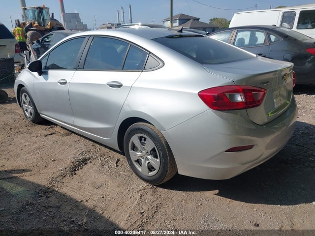 Chevrolet Cruze Ls Auto 2017 1G1BC5SM0H7182016 Image 3