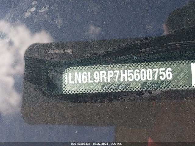 1LN6L9RP7H5600756 Lincoln Continental Reserve
