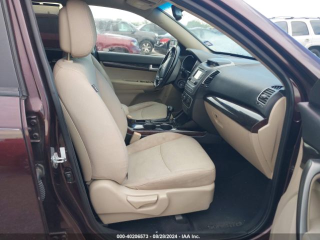 5XYKT3A69EG522082 KIA SORENTO LX