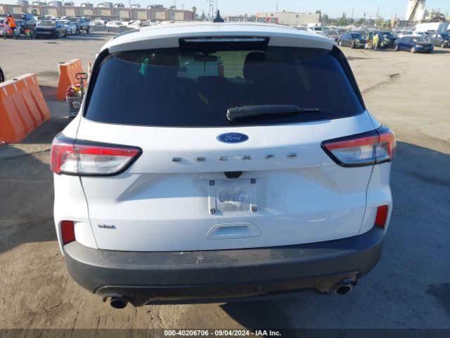 1FMCU0G65NUA91225 Ford ESCAPE SE