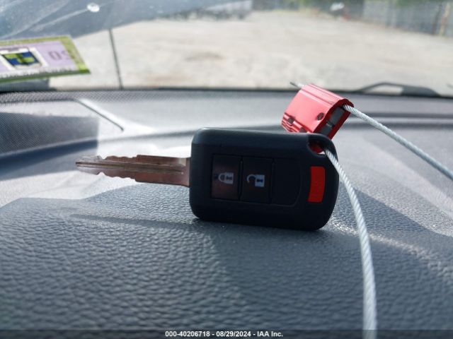 JA4AT4AA1KZ047329 Mitsubishi Eclipse Cross Le
