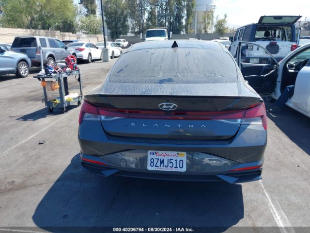 5NPLM4AG1NH073070 Hyundai ELANTRA SEL