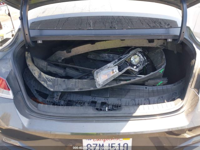 5NPLM4AG1NH073070 Hyundai ELANTRA SEL
