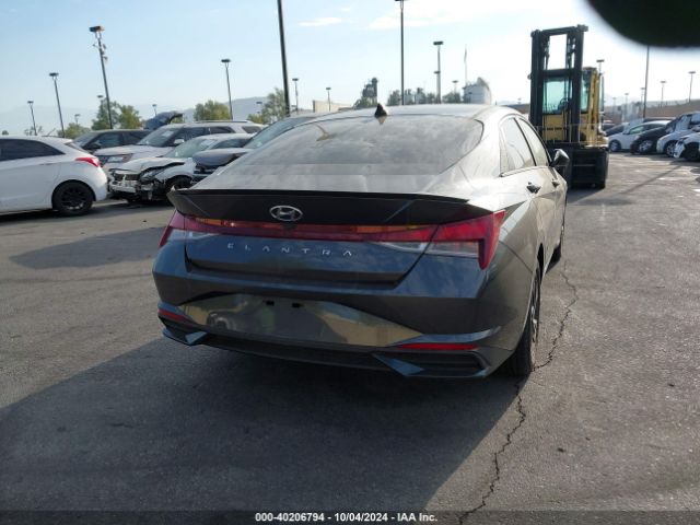 5NPLM4AG1NH073070 Hyundai ELANTRA SEL